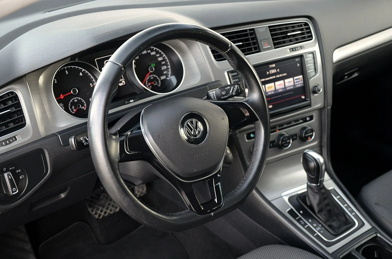 Volkswagen Golf - Zdjęcie 15