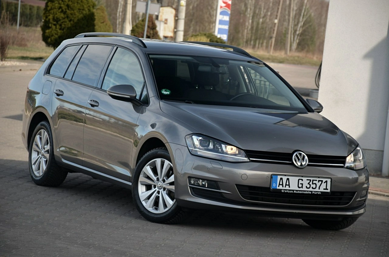 Volkswagen Golf - Zdjęcie 1