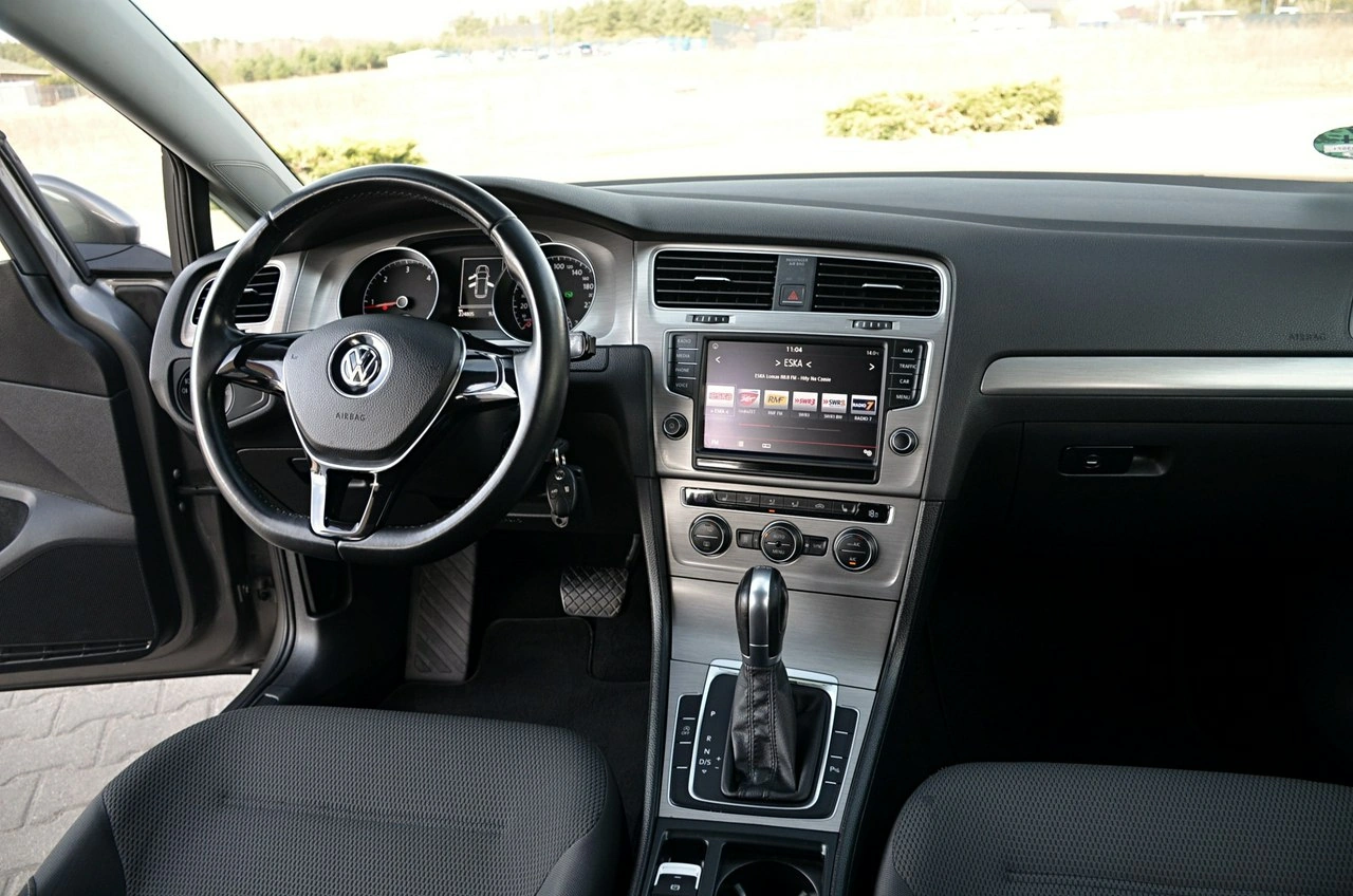 Volkswagen Golf - Zdjęcie 20