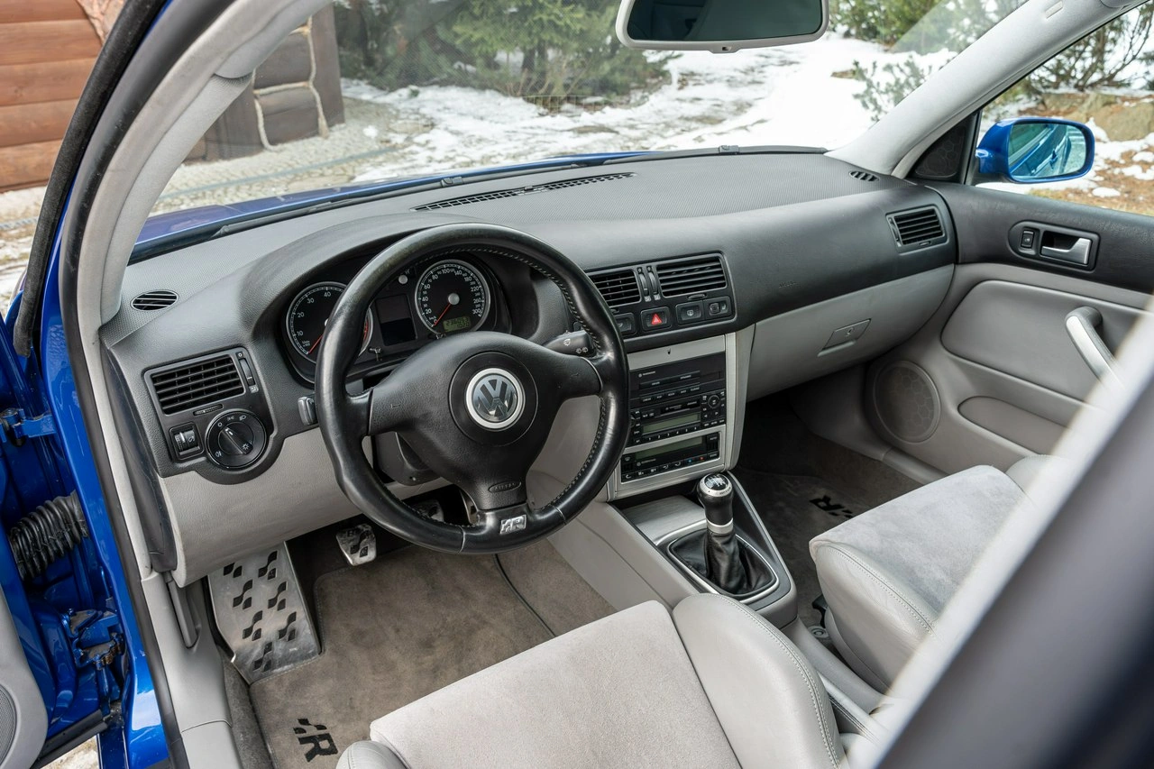 Volkswagen Golf - Zdjęcie 34