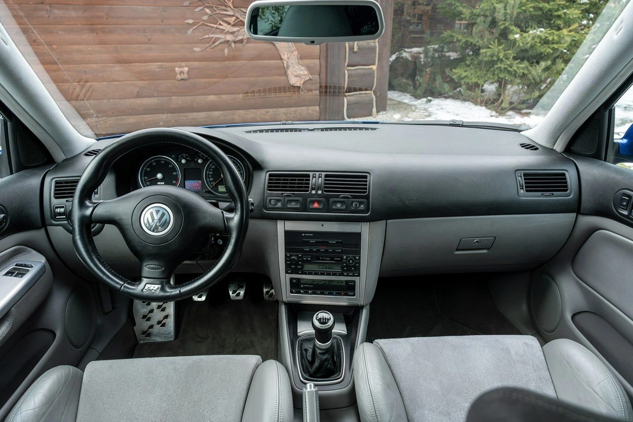 Volkswagen Golf - Zdjęcie 40