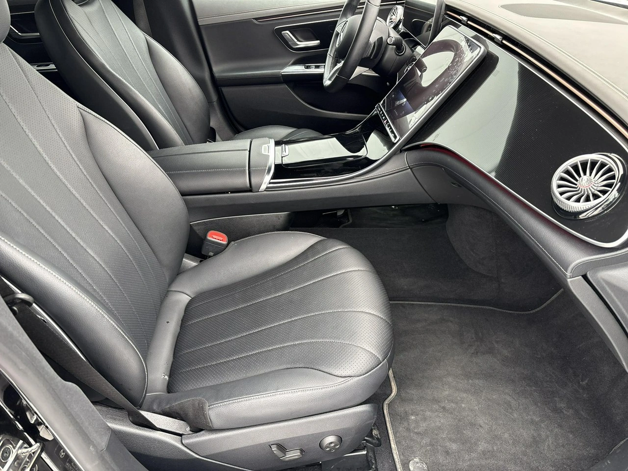 Mercedes EQE - Zdjęcie 17