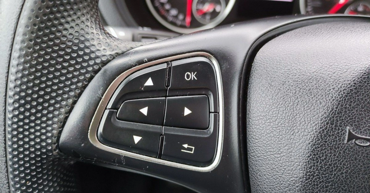 Mercedes-Benz Klasa B - Zdjęcie 28