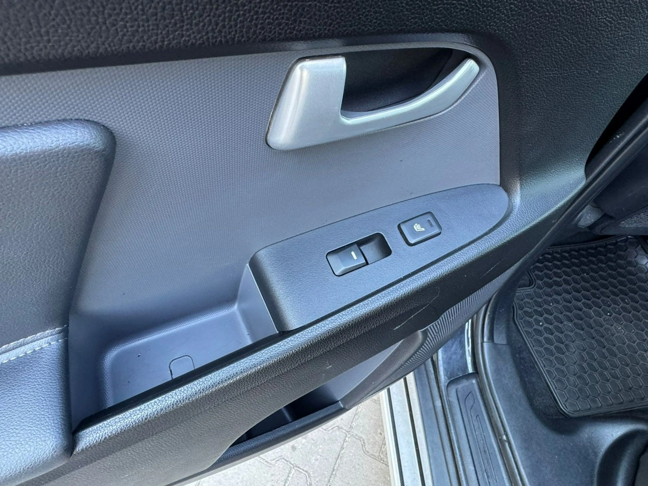 Kia Sportage - Zdjęcie 19