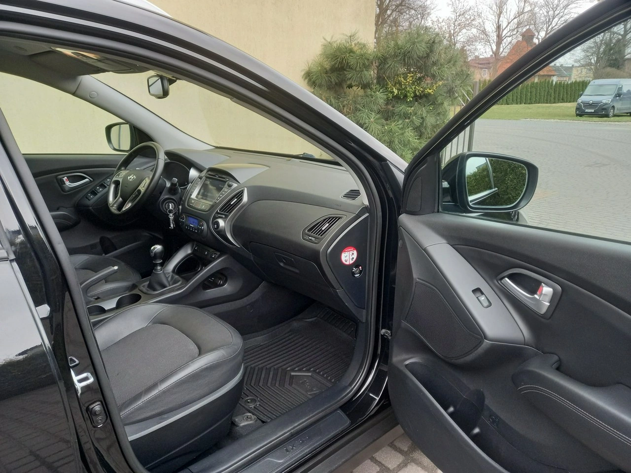 Hyundai ix35 - Zdjęcie 22