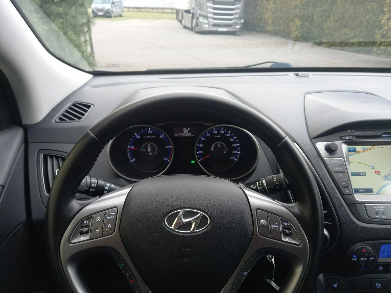 Hyundai ix35 - Zdjęcie 32