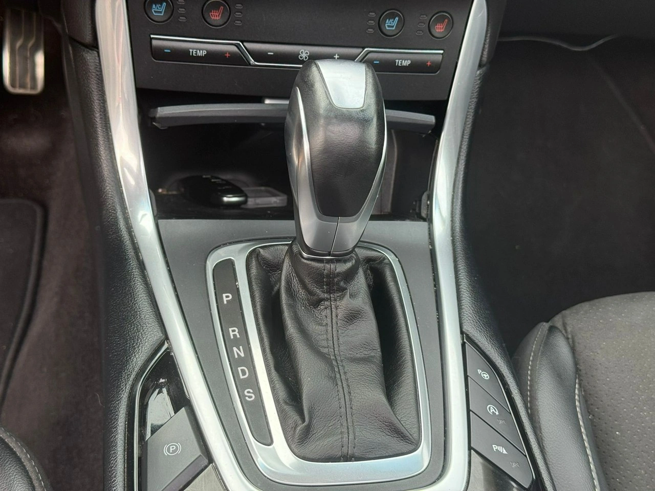 Ford Edge - Zdjęcie 11