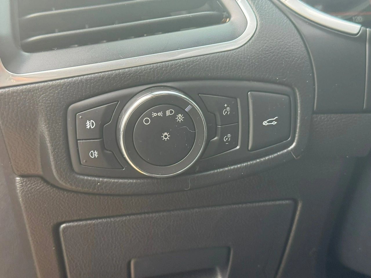 Ford Edge - Zdjęcie 12