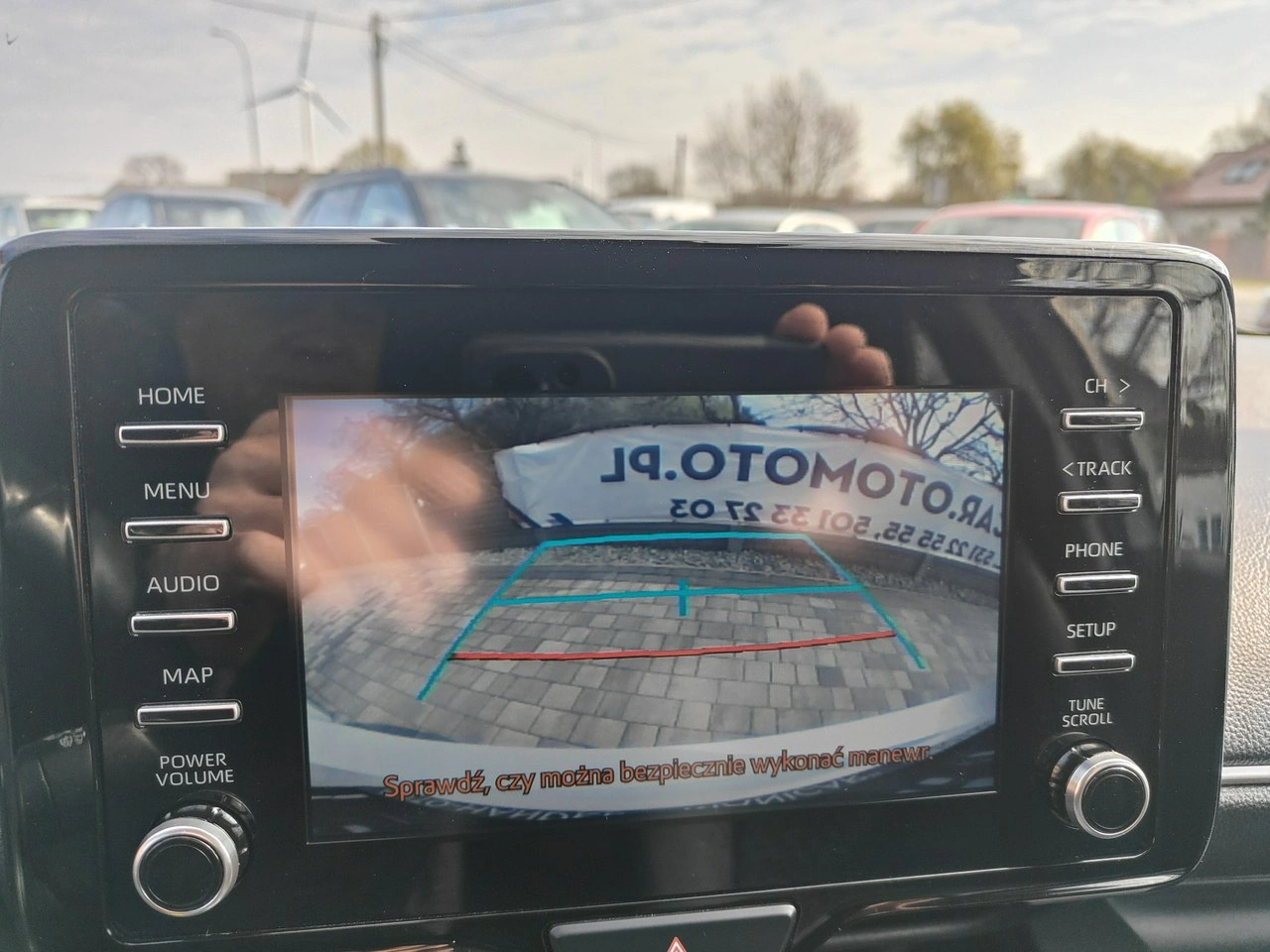 Toyota Yaris - Zdjęcie 9