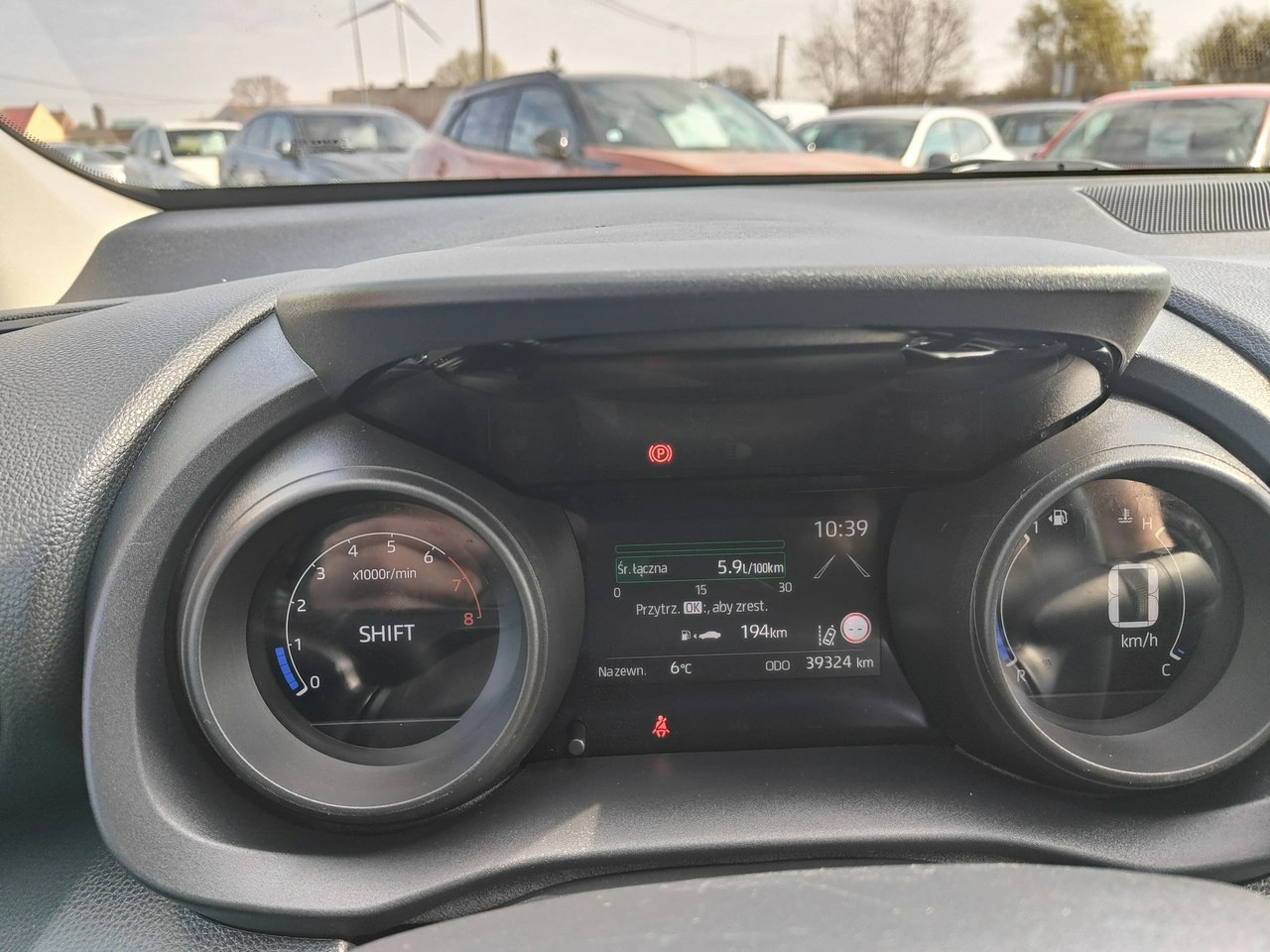 Toyota Yaris - Zdjęcie 8