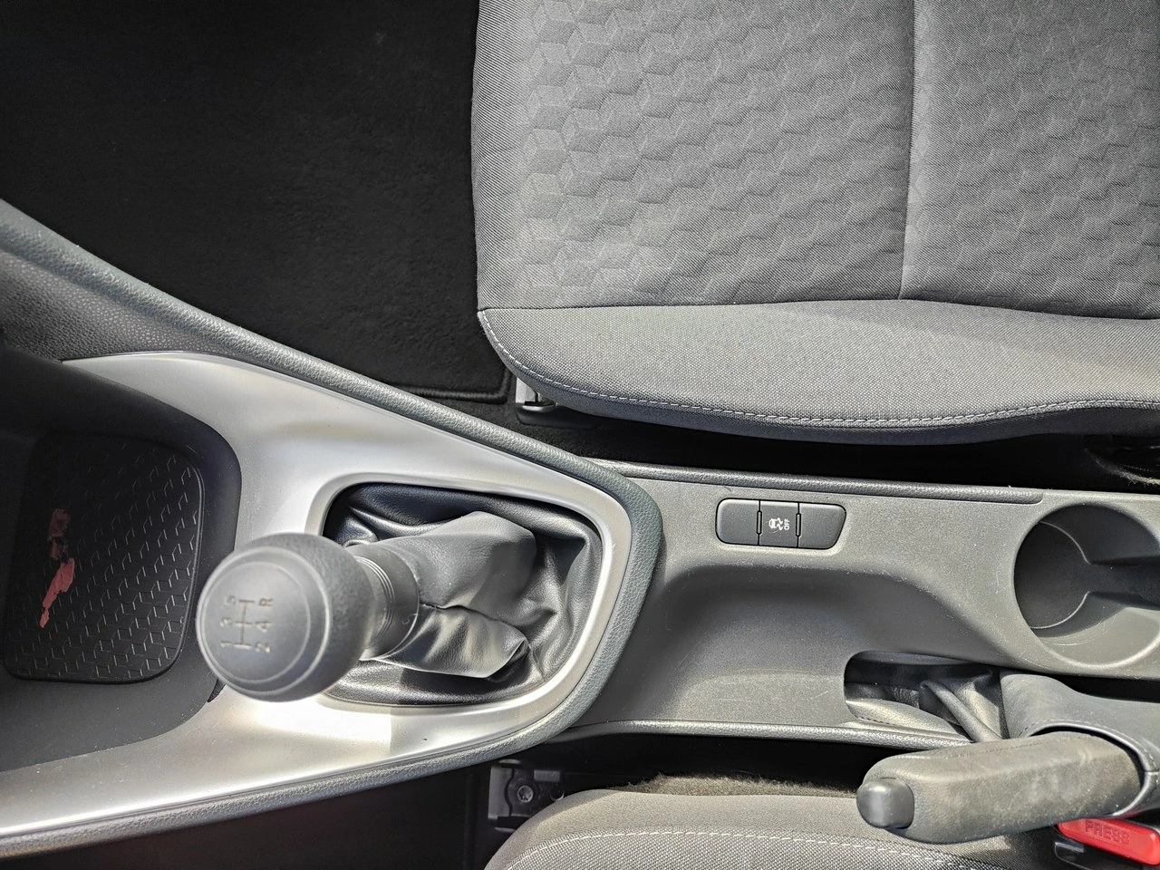 Toyota Yaris - Zdjęcie 10