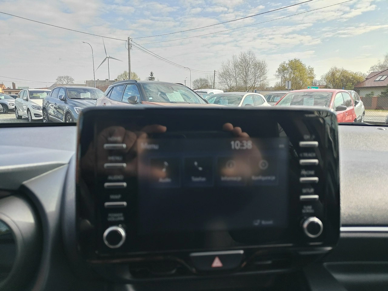 Toyota Yaris - Zdjęcie 12