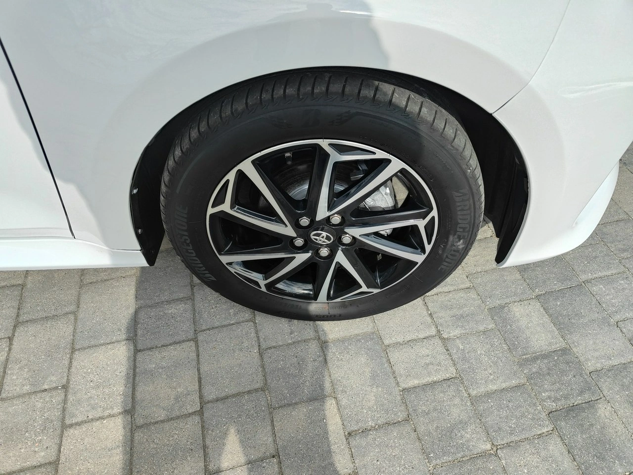 Toyota Yaris - Zdjęcie 31