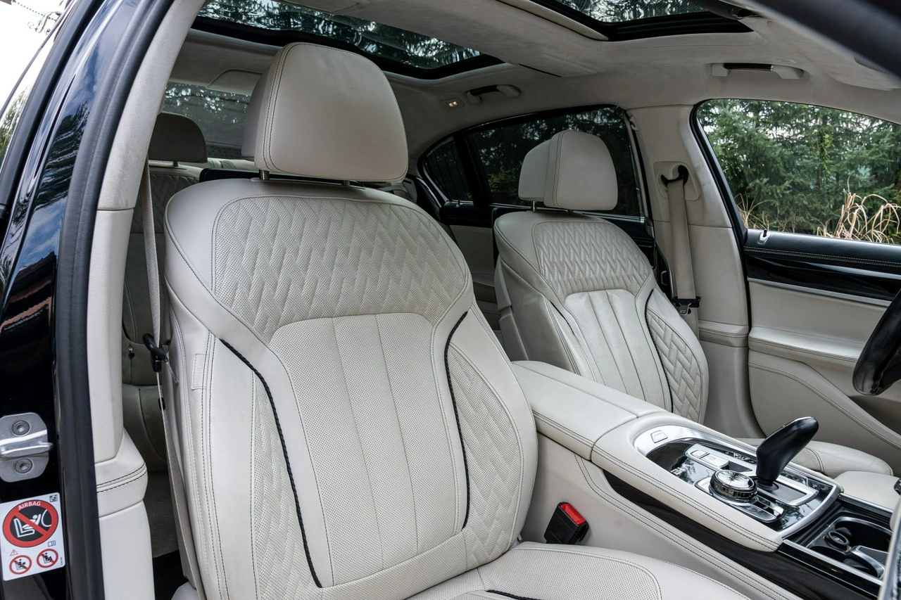 BMW M760 - Zdjęcie 38