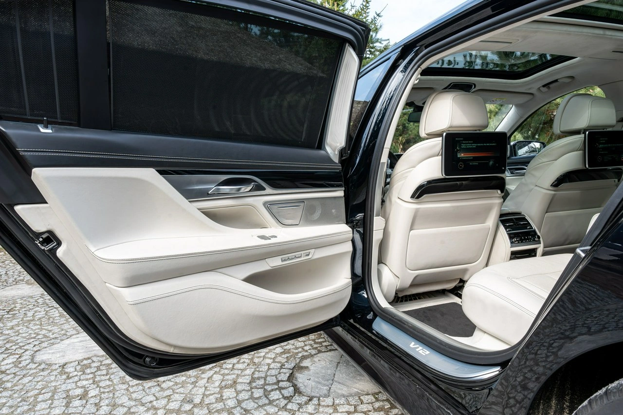 BMW M760 - Zdjęcie 72