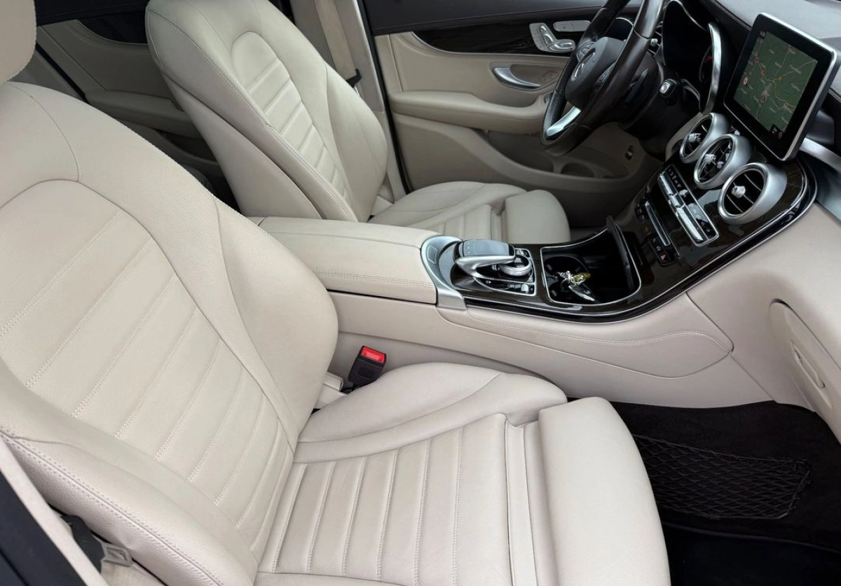 Mercedes-Benz GLC - Zdjęcie 10