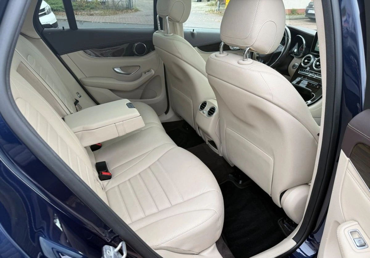 Mercedes-Benz GLC - Zdjęcie 14