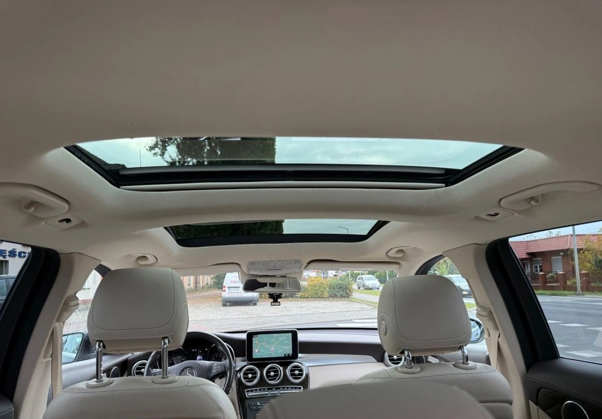 Mercedes-Benz GLC - Zdjęcie 16