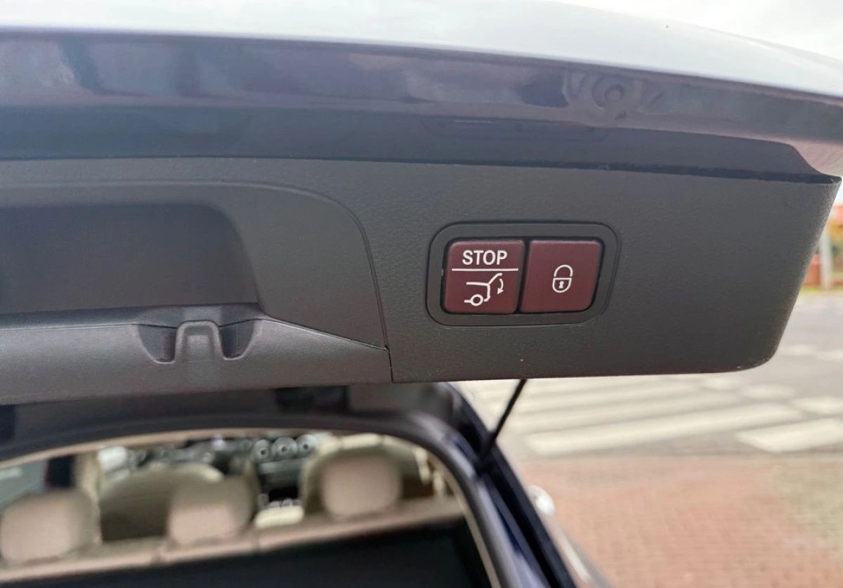 Mercedes-Benz GLC - Zdjęcie 17