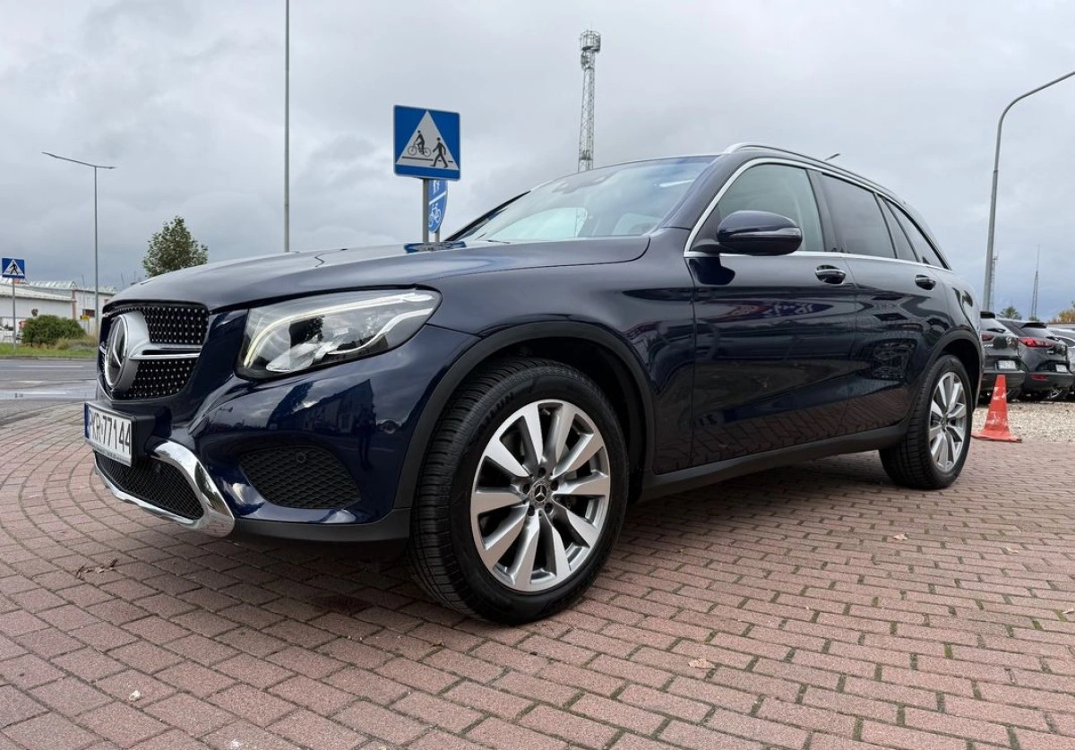 Mercedes-Benz GLC - Zdjęcie 28