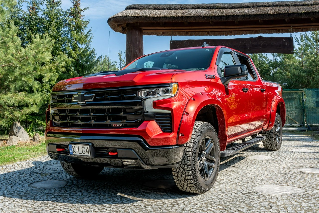 Chevrolet Silverado - Zdjęcie 11