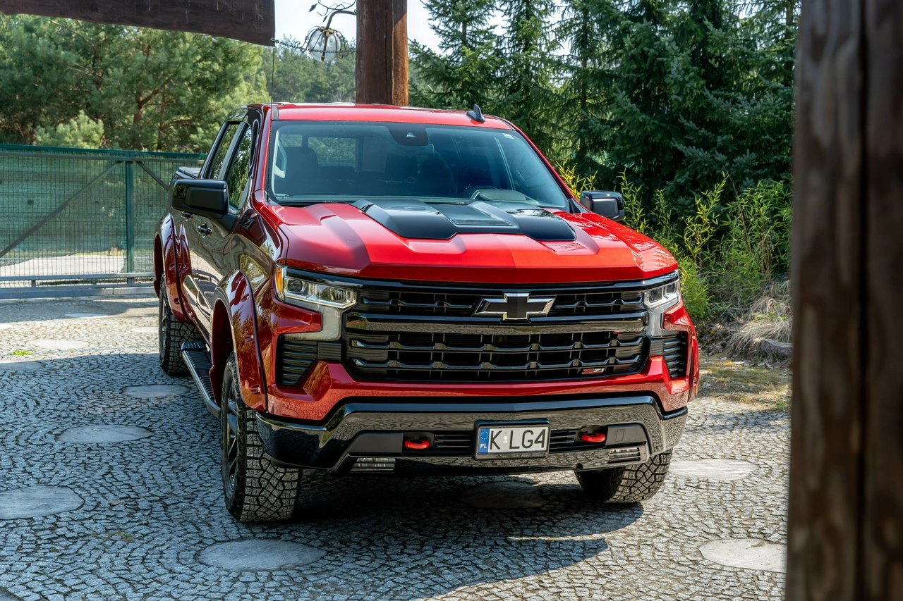 Chevrolet Silverado - Zdjęcie 13