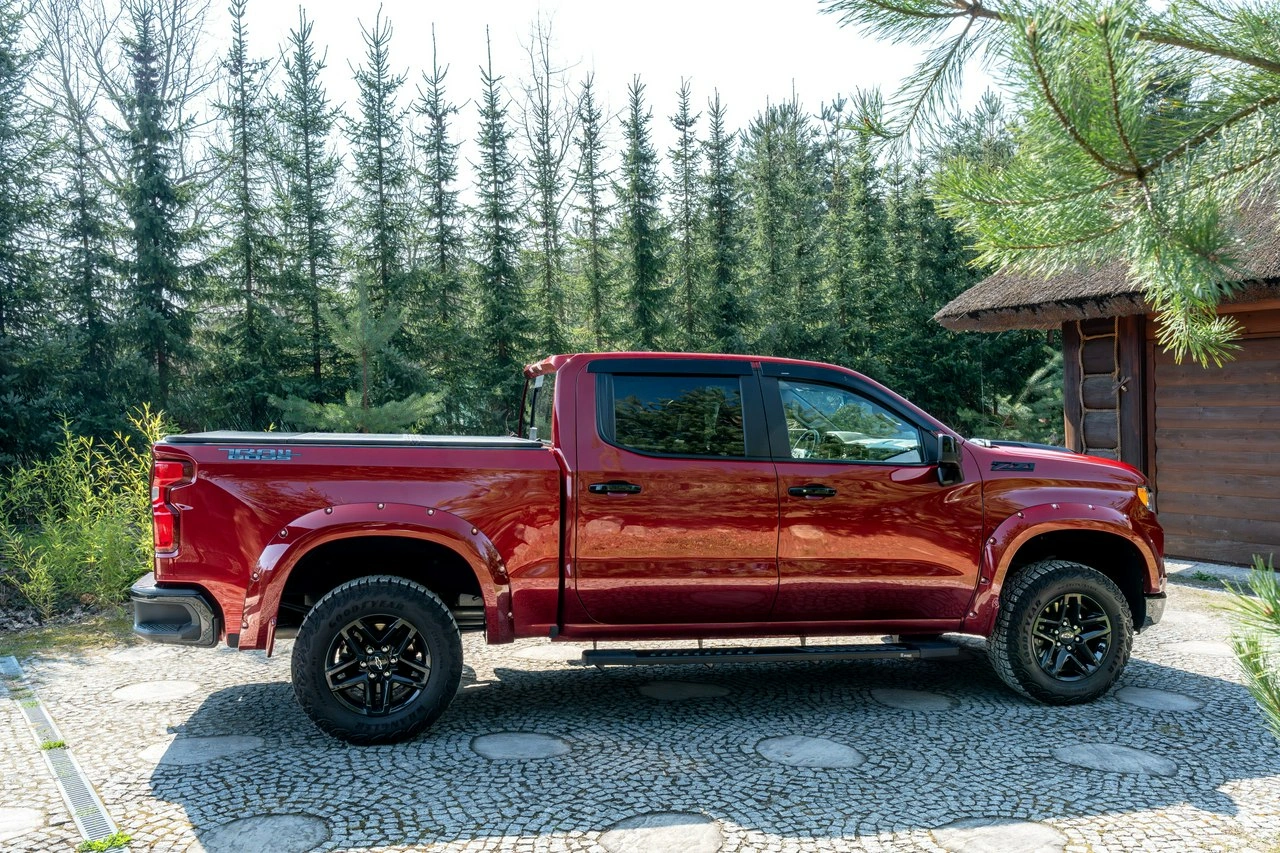Chevrolet Silverado - Zdjęcie 15