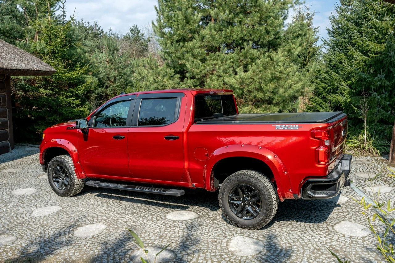 Chevrolet Silverado - Zdjęcie 19