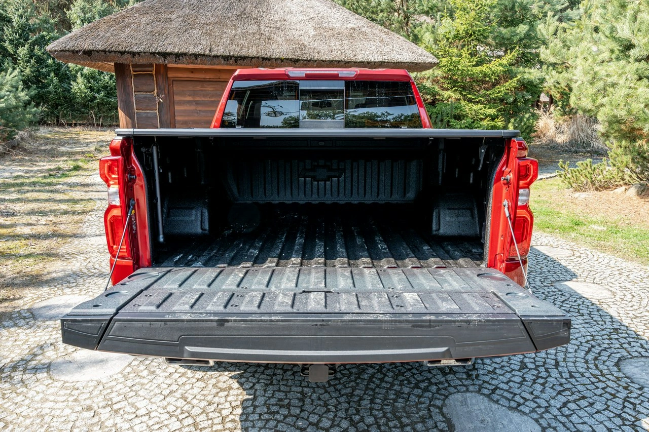 Chevrolet Silverado - Zdjęcie 31