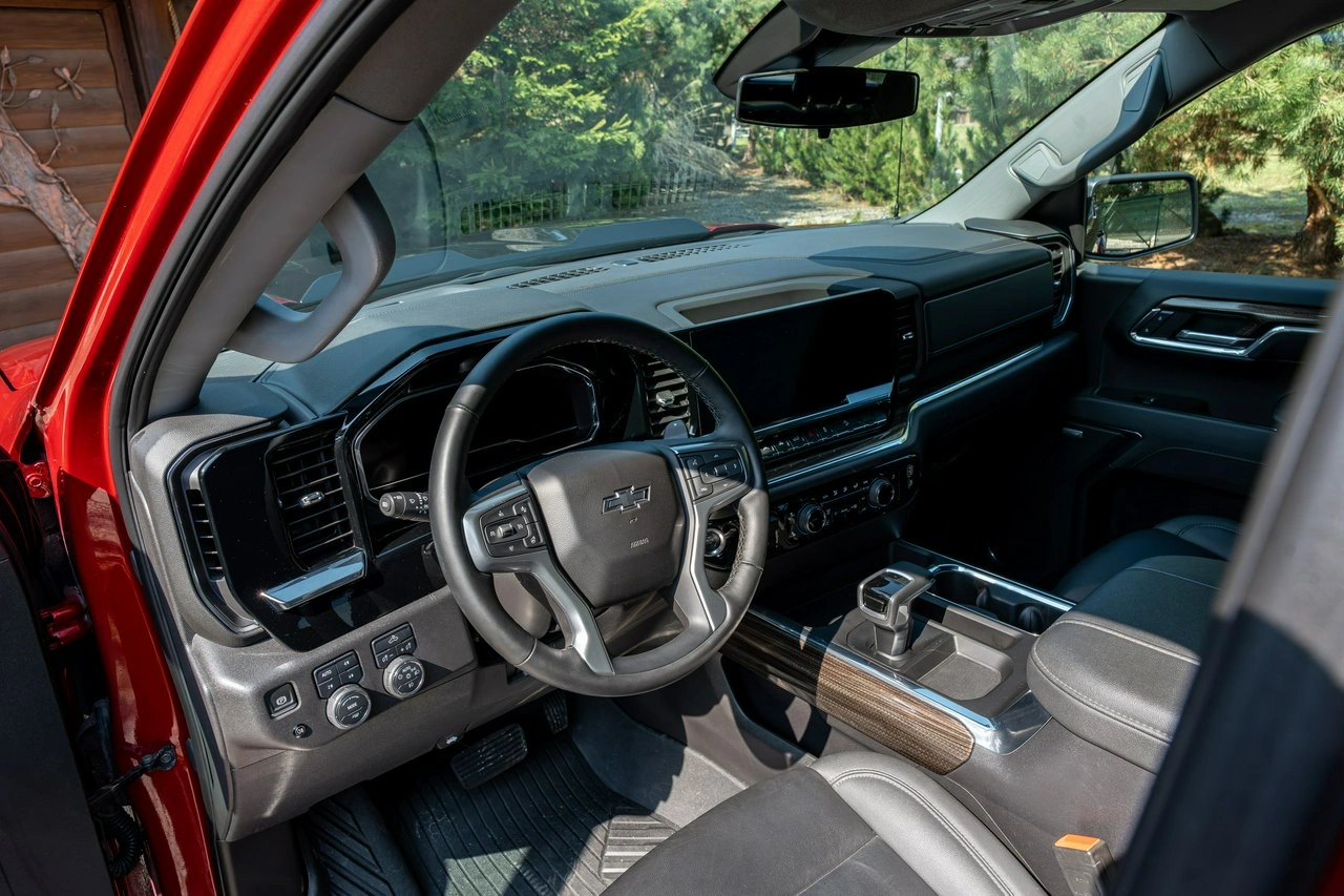 Chevrolet Silverado - Zdjęcie 36