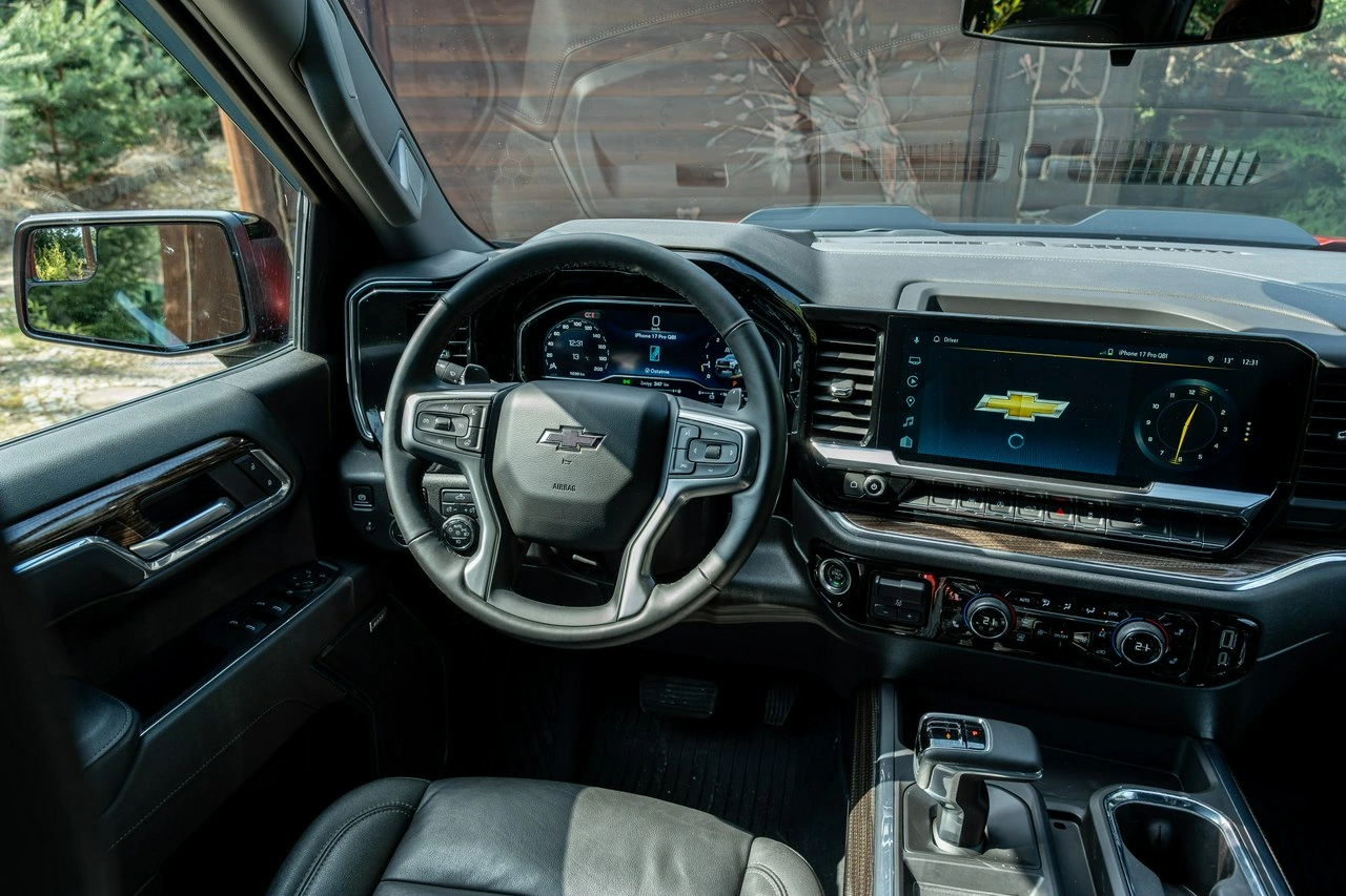 Chevrolet Silverado - Zdjęcie 40