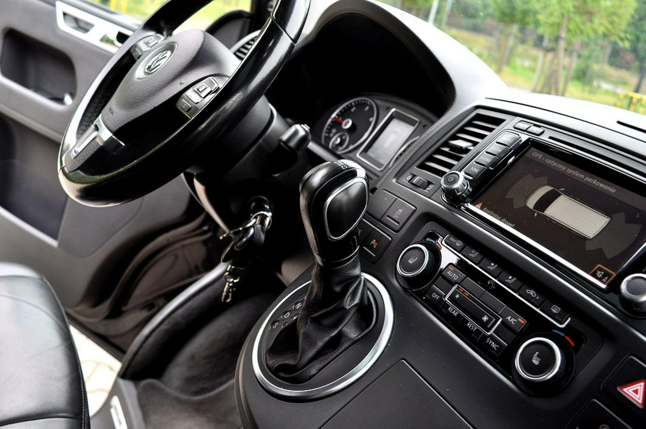 Volkswagen Multivan - Zdjęcie 29