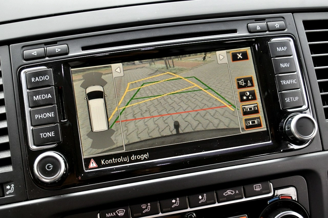 Volkswagen Multivan - Zdjęcie 36