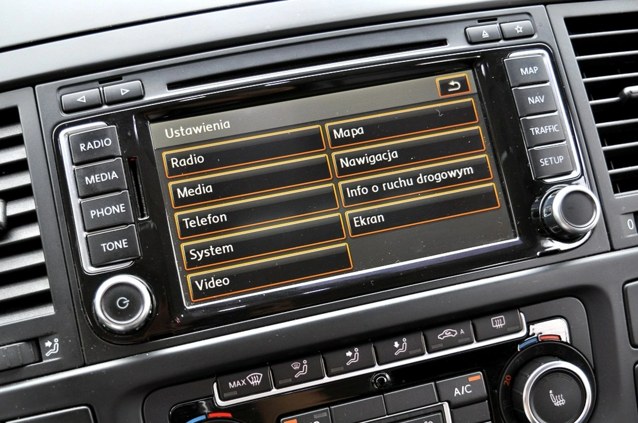 Volkswagen Multivan - Zdjęcie 38