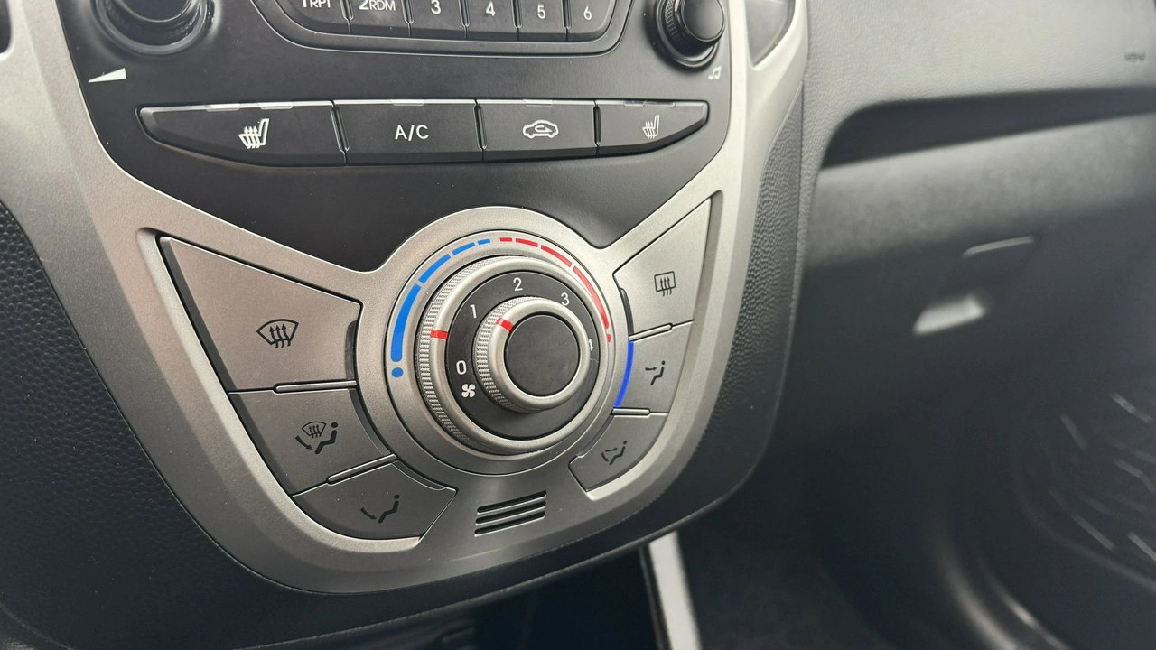 Hyundai ix20 - Zdjęcie 19