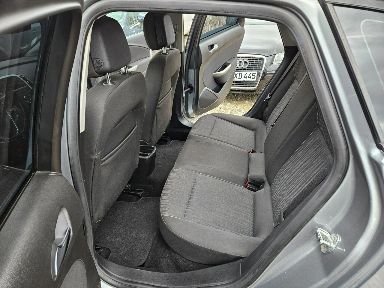 Opel Astra - Zdjęcie 8