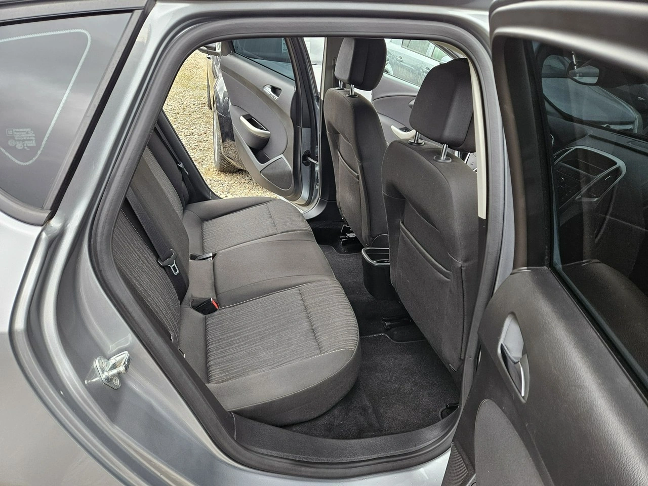 Opel Astra - Zdjęcie 10