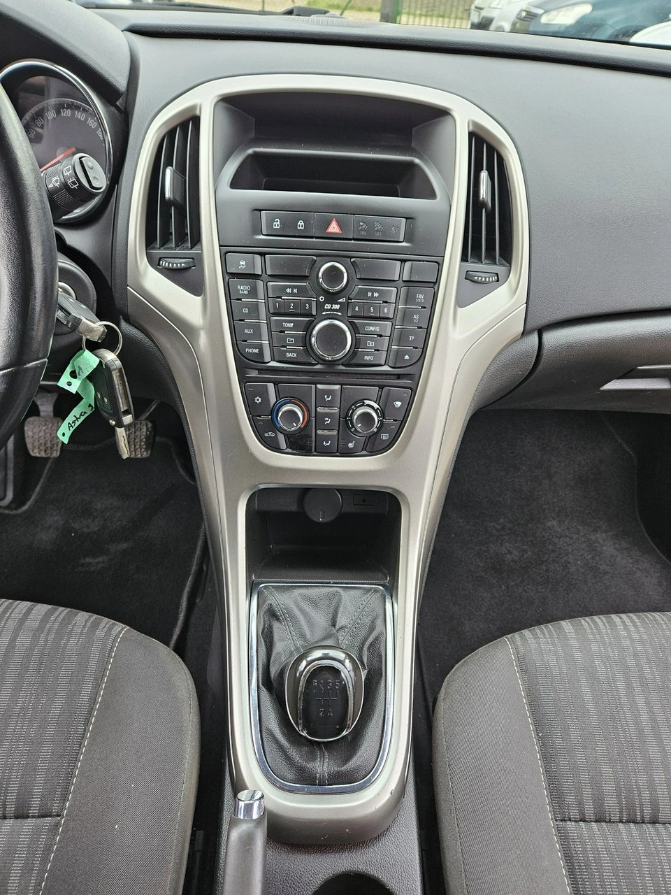 Opel Astra - Zdjęcie 16