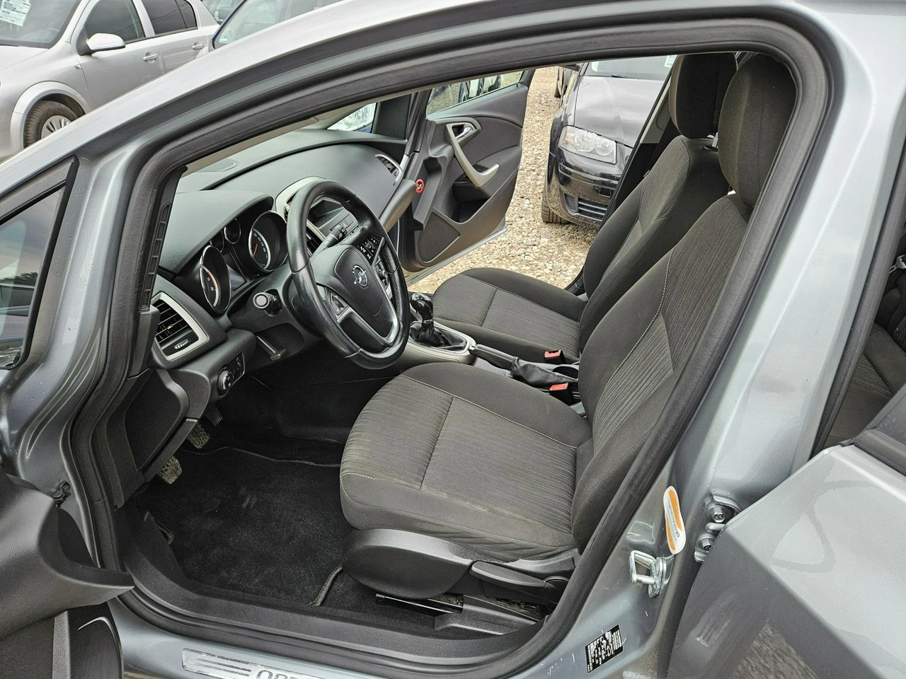 Opel Astra - Zdjęcie 6