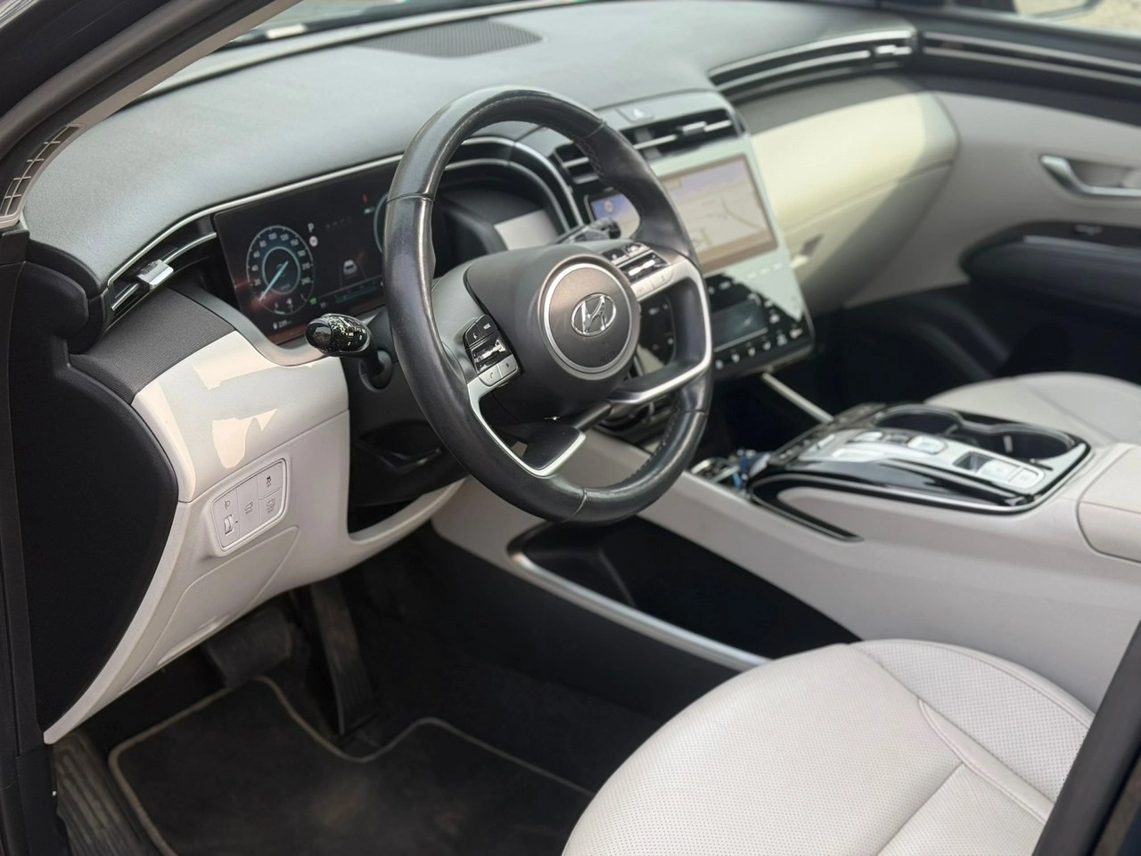 Hyundai Tucson - Zdjęcie 15