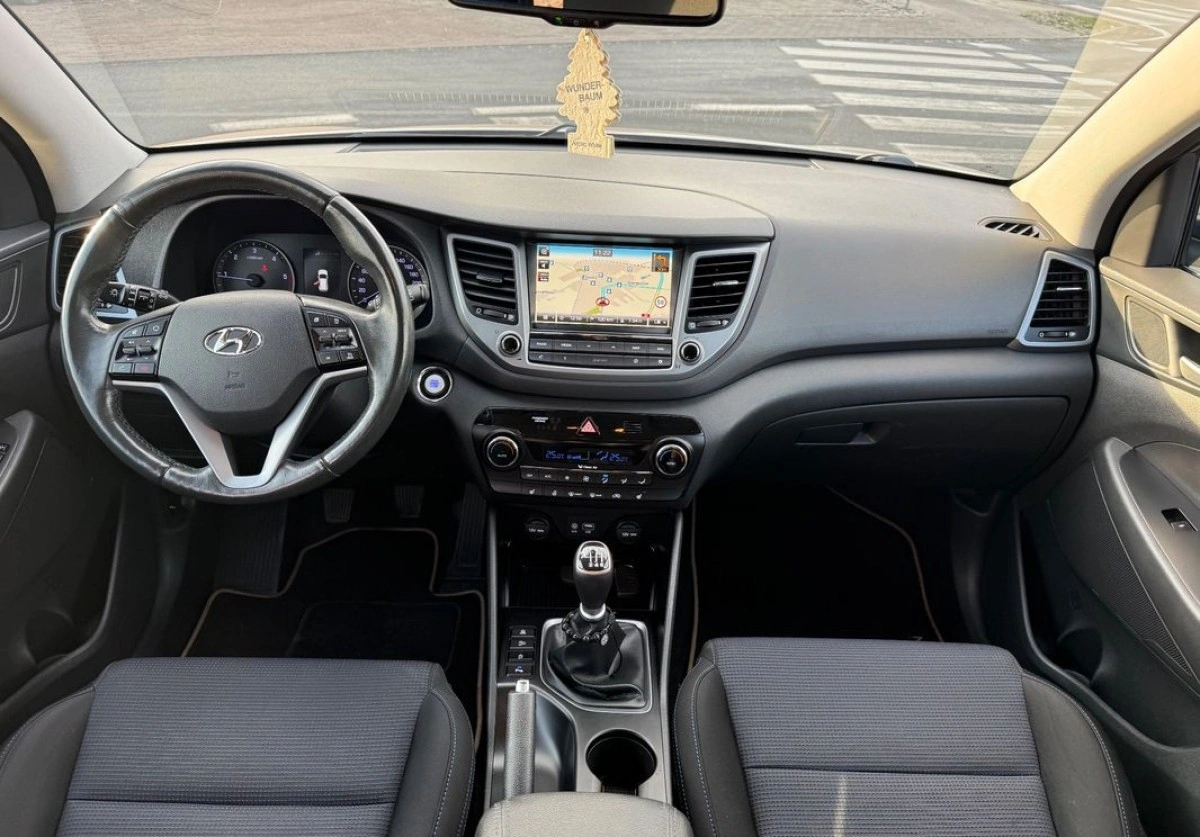 Hyundai Tucson - Zdjęcie 8