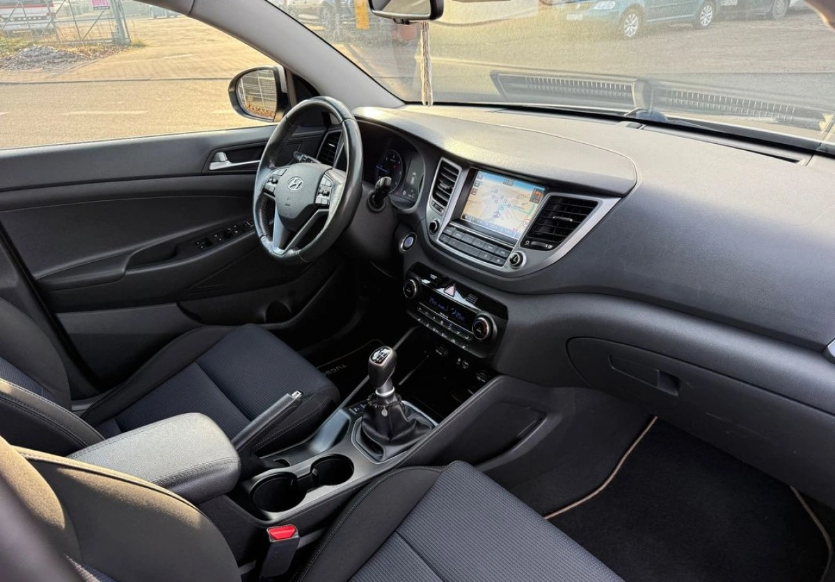 Hyundai Tucson - Zdjęcie 9