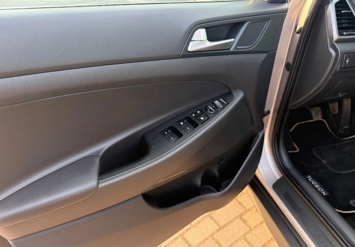 Hyundai Tucson - Zdjęcie 20