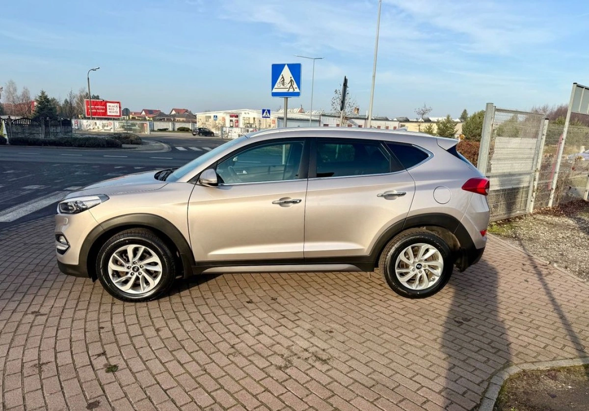 Hyundai Tucson - Zdjęcie 30