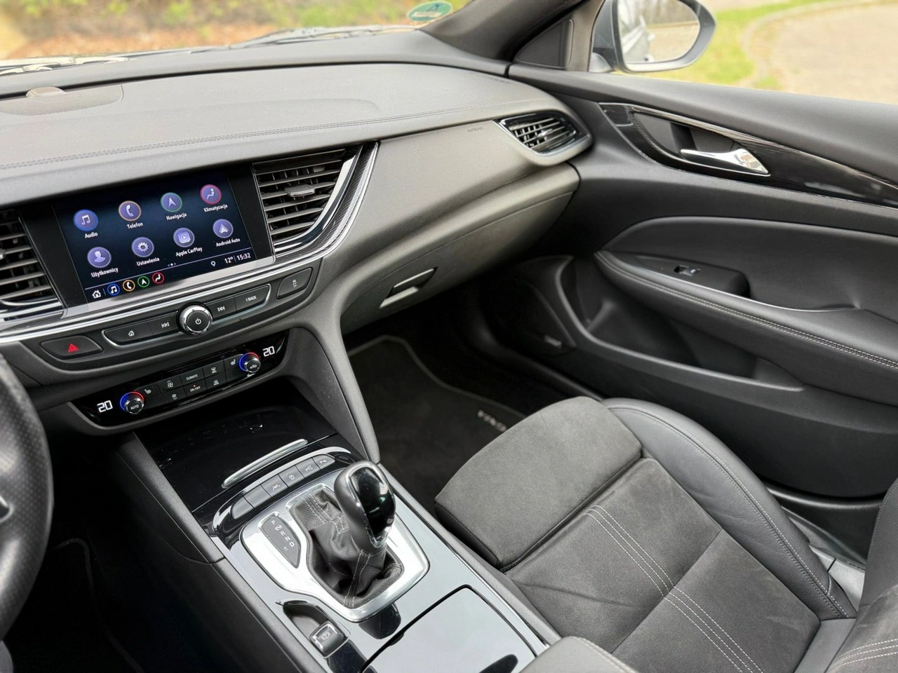 Opel Insignia - Zdjęcie 18