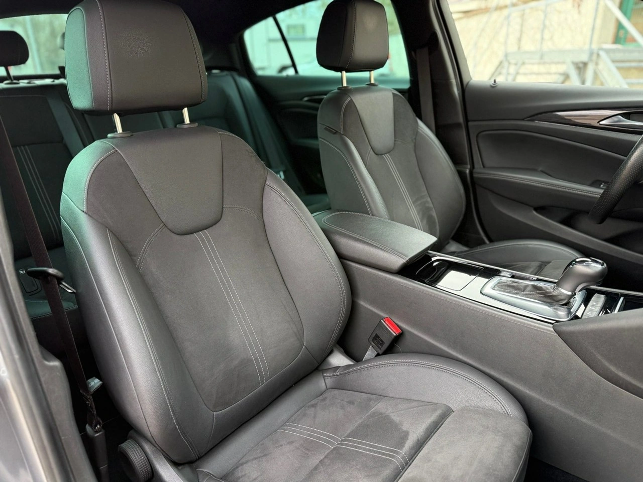 Opel Insignia - Zdjęcie 7