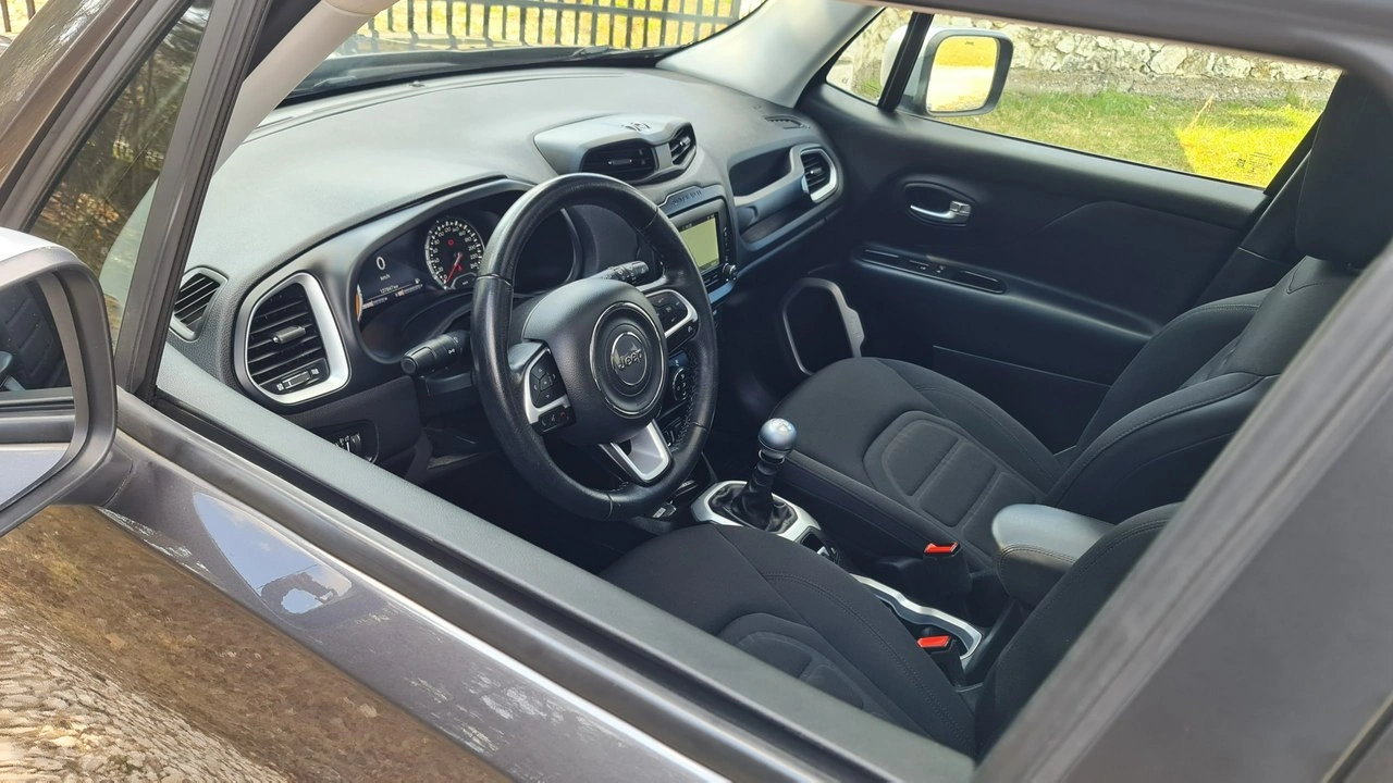 Jeep Renegade - Zdjęcie 10