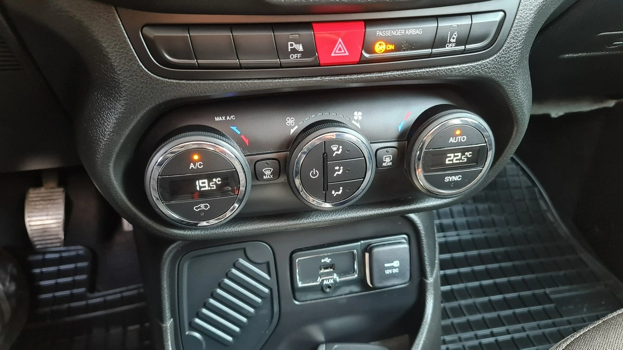 Jeep Renegade - Zdjęcie 23