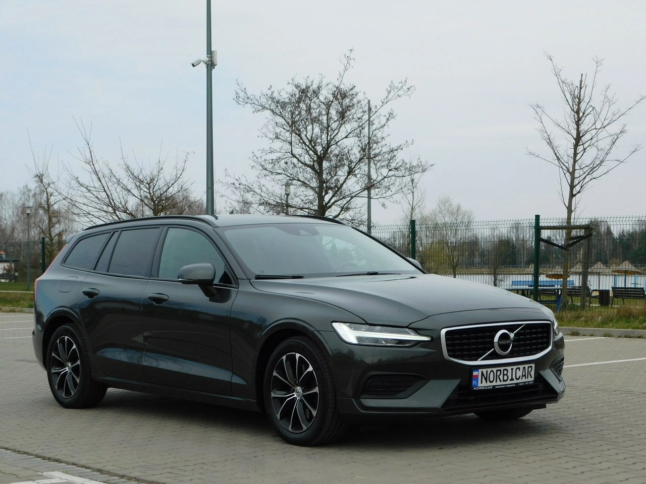 Volvo V60 - Zdjęcie 2