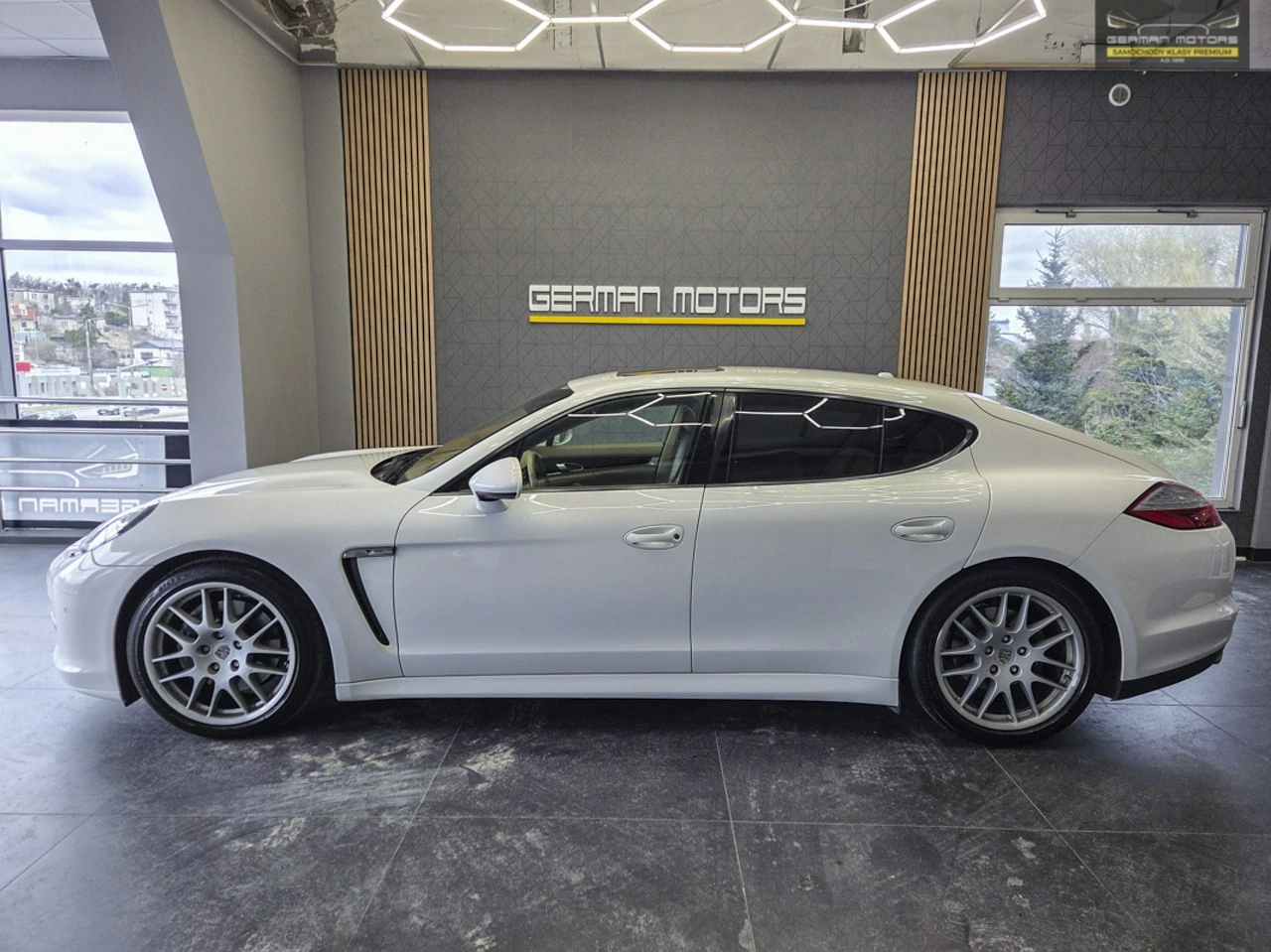 Porsche Panamera - Zdjęcie 18